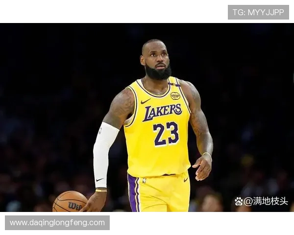 勒布朗·詹姆斯：篮球之神如何定义时代与未来的体育传奇