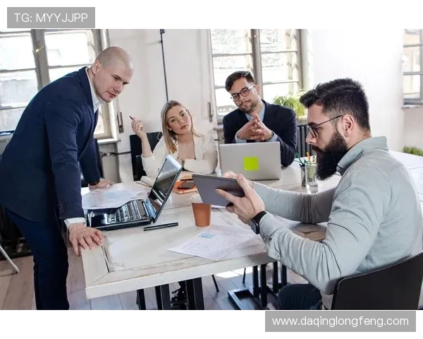 北京飞盘队战术解析:从团队配合到个人技巧的全面探讨 北京飞盘队战术解析:从团队配合到个人技巧的全面探讨