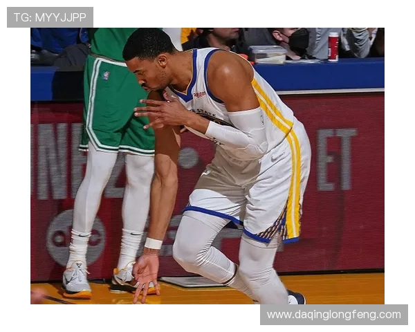 重庆篮球队包夹战术的创新与发展探讨